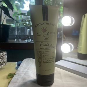 New! AROMATHERAPY *RESTORE* 🍁 W/ hemp oil✨